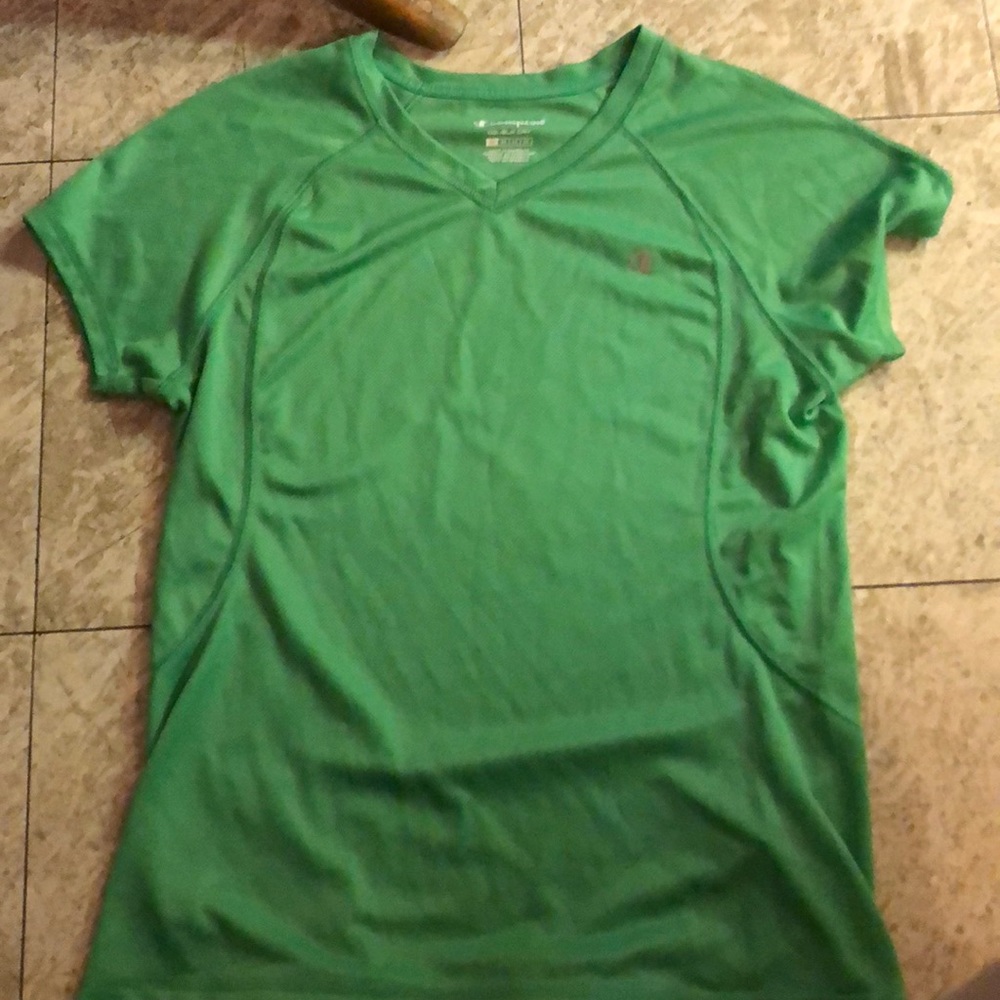 ✨3 for $20✨ GREEN CHAMPION Dry-Fit T-shirt